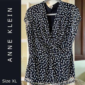 Navy Polka-dot front-twist Blouse
